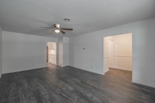2250 Capri Dr, Fort Worth TX  76114-1949 exterior