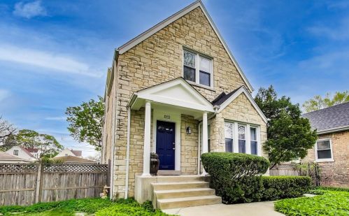 3419 Springfield Ave, Chicago, IL 60618-5115