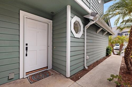 676 Summer View Cir, Encinitas, CA 92024-3769