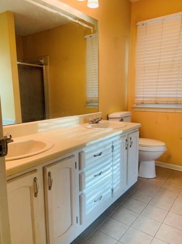 5659 Rex Ml Dr, Rex GA 30273-1383 exterior