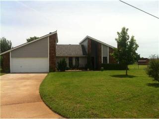 106 Mustang Rd, Piedmont, OK 73078-9617