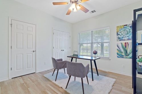 180 Youngs Pr Rd, Webberville TX 78621-5537 exterior