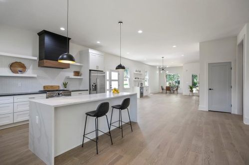 1557 Foote St, Atlanta GA  30307-2817 exterior