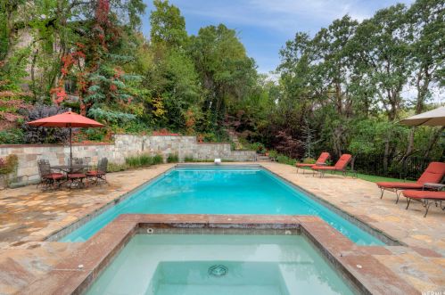 10188 Dimple Dell Ln, Sandy UT 84092-4505 exterior