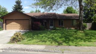 2454 Green Cir, Corvallis OR  97330-1337 exterior