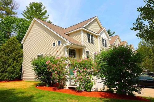 60 Barrington Ave, Nashua, NH 03062-2288