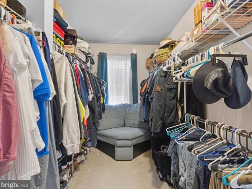 41 Cypress Point Ct, Charles Town WV  25414-3928 exterior