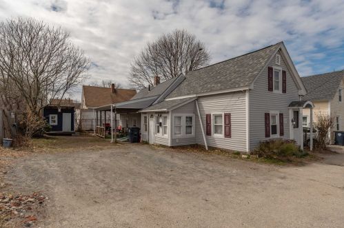 9 Parkinson Ct, Nashua, NH 03060-3127