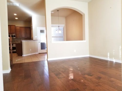 1959 Loma Linda Dr, Irving TX  75063-3924 exterior