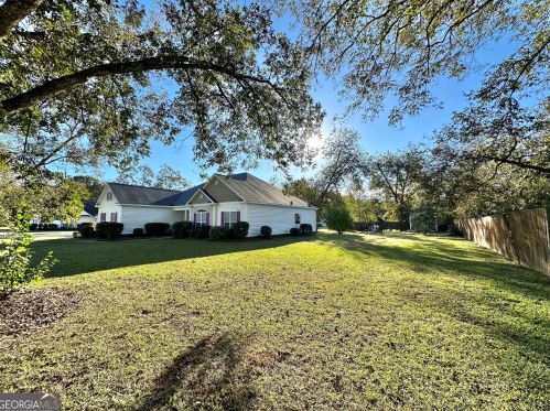 112 Lanier Loop, Kathleen, GA 31047-2430
