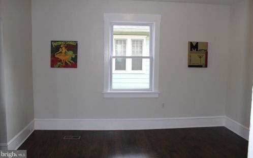 26 Crescent Blvd, Camden NJ  08108-1042 exterior