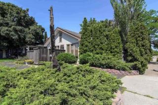 1627 Illinois Ave, Spokane WA  99207-5048 exterior