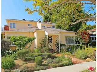 11345 Burnham St, Los Angeles CA  90049-3421 exterior