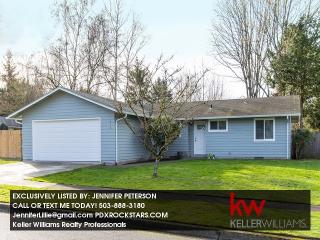 812 Pinehurst Dr, Newberg OR  97132-1616 exterior