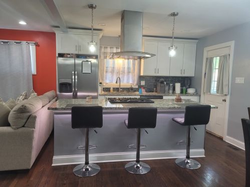 2055 Downey Rd, Homewood, IL 60430-3601