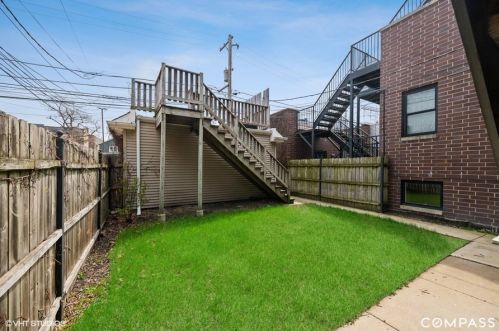 3727 Clifton Ave, Chicago IL  60613-3812 exterior