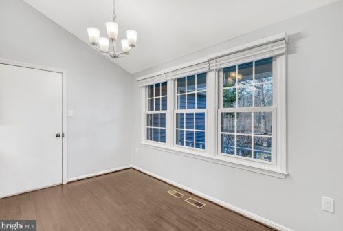 9919 Coffer Woods Rd, Springfield VA  22015-2903 exterior