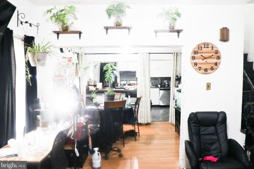 618 Benner St, Philadelphia, PA 19111-5718