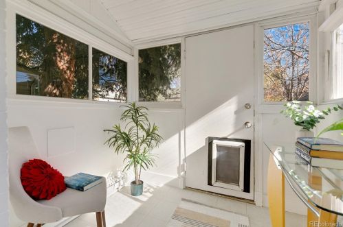 548 Marion St, Denver CO  80218-3405 exterior