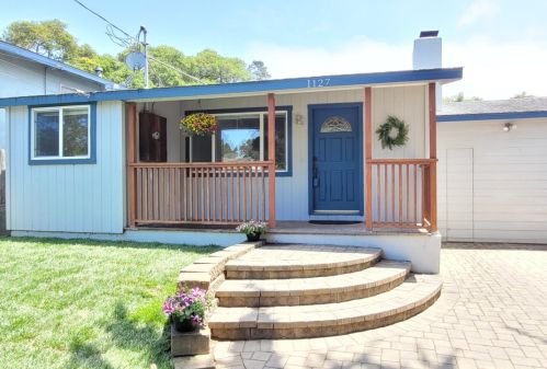 1127 Lincoln Ave, Del Monte Park, CA 93950-5442