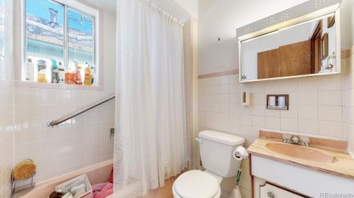 1827 Clermont St, Denver CO  80220-1111 exterior