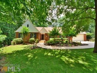 1650 Green Rd, Buford, GA 30518-1141