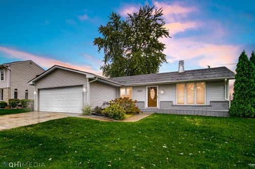 20262 Holly Ln, Frankfort, IL 60423-6935
