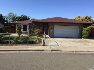 330 Valencia St, Vallejo, CA 94591-7611