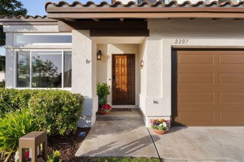 2207 Lagoon View Dr, Cardiff By The Sea, CA 92007-1505