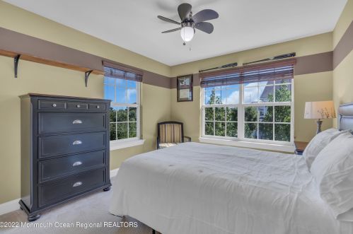 333 Princeton Ct, Tinton Falls NJ  07702-4058 exterior