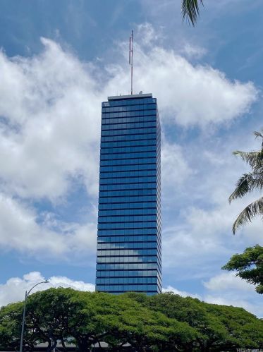 1750 Kalakaua Ave, Honolulu HI 96826-3700 exterior