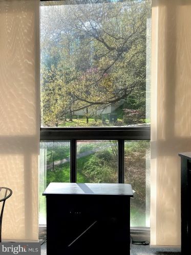 15115 Interlachen Dr, Silver Spring MD 20906-5636 exterior