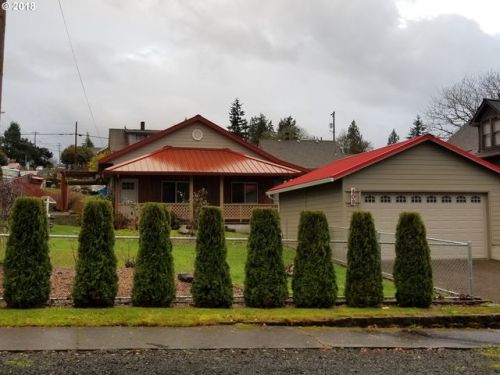 408 4th St, Rainier, OR 97048-2855
