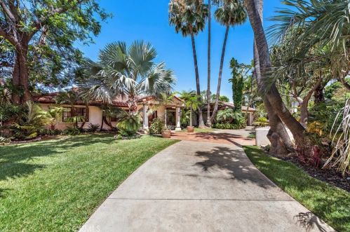 11411 Arroyo Ave, Santa Ana CA  92705-2469 exterior