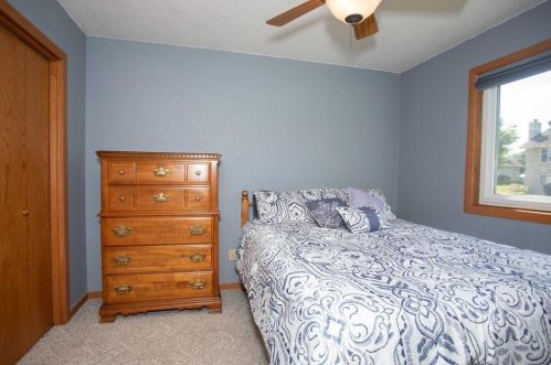 7873 28th St, Saint Paul MN  55128-4803 exterior