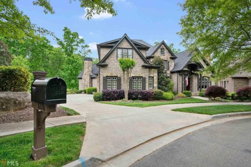 6226 Random Winds Blf, Gainesville, GA 30506-3492