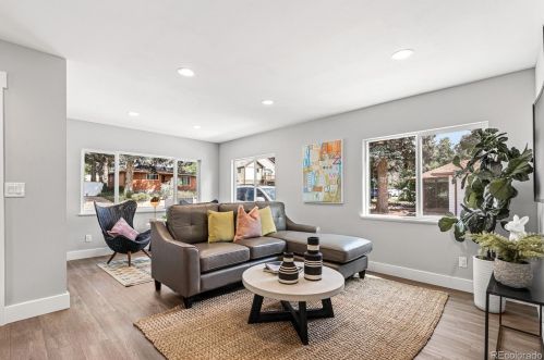 4267 Fox St, Englewood, CO 80110-4566