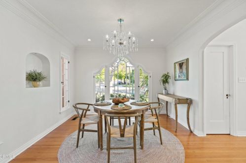 1133 Cordova Ave, Glendale CA  91206-2114 exterior