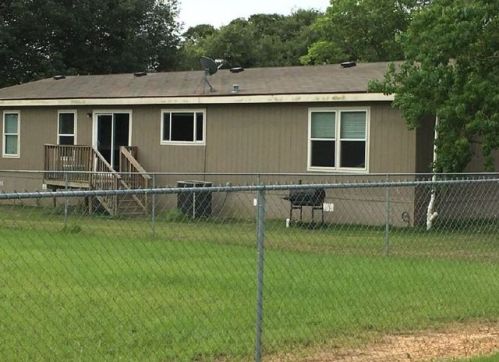 208 Stayton St, Mitchell, LA 71419-3652