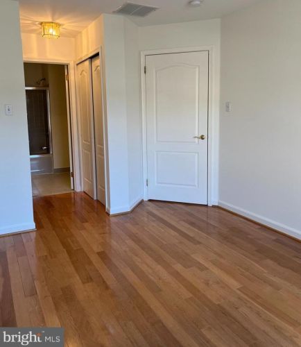 12 Wilkinson Way, Princeton NJ  08540-7362 exterior