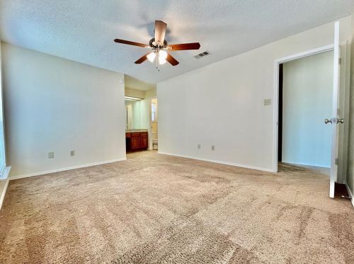 7208 Rdg Rd, Fort Worth TX  76133-7726 exterior