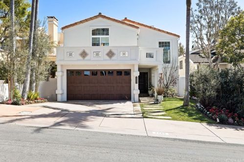 2200 Elm Ave, Manhattan Beach, CA 90266-2809