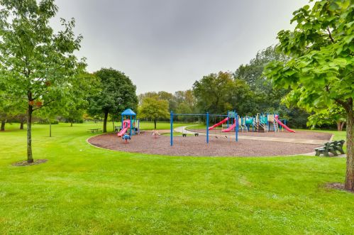 1504 Pheasant Trail Dr, Arlington Hts IL  14067-7600 exterior