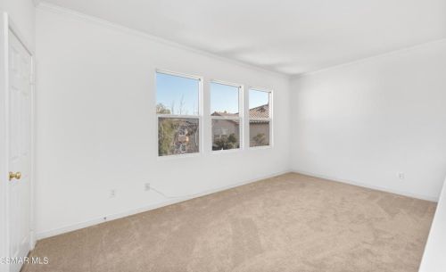 5934 Indian Terrace Dr, Simi Valley CA  93063-5771 exterior