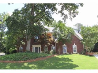 262 Sunset Hills Dr, Norcross, GA 30071-2190