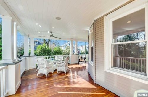 43 Sherman Pl, Ridgewood, NJ 07450-3712
