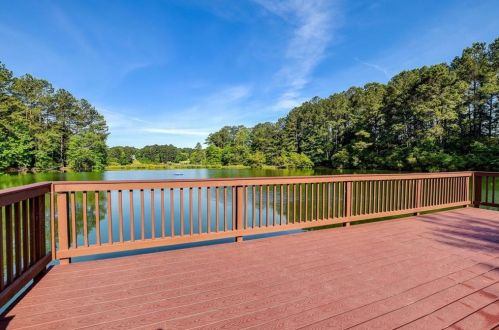 343 Vista Creek Dr, Stockbridge GA  30281-2092 exterior