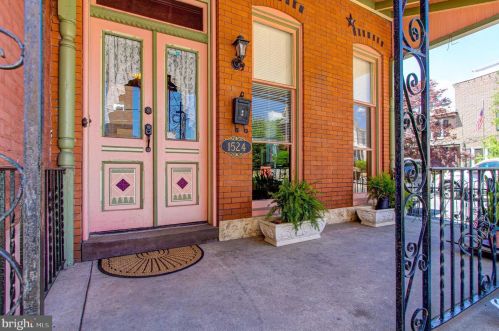 1524 Harrison St, Philadelphia, PA 19124-5935