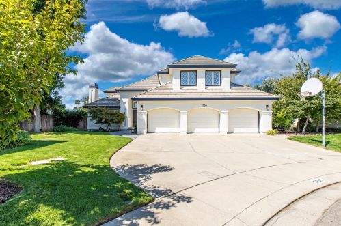 2300 Cornerstone Ct, Modesto, CA 95355-4566