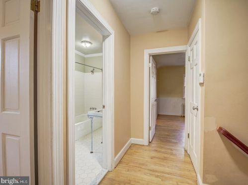 12500 Meadowood Dr, Silver Spring MD 20904-2928 exterior